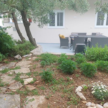 Apartman Igor Podgora Luaran gambar