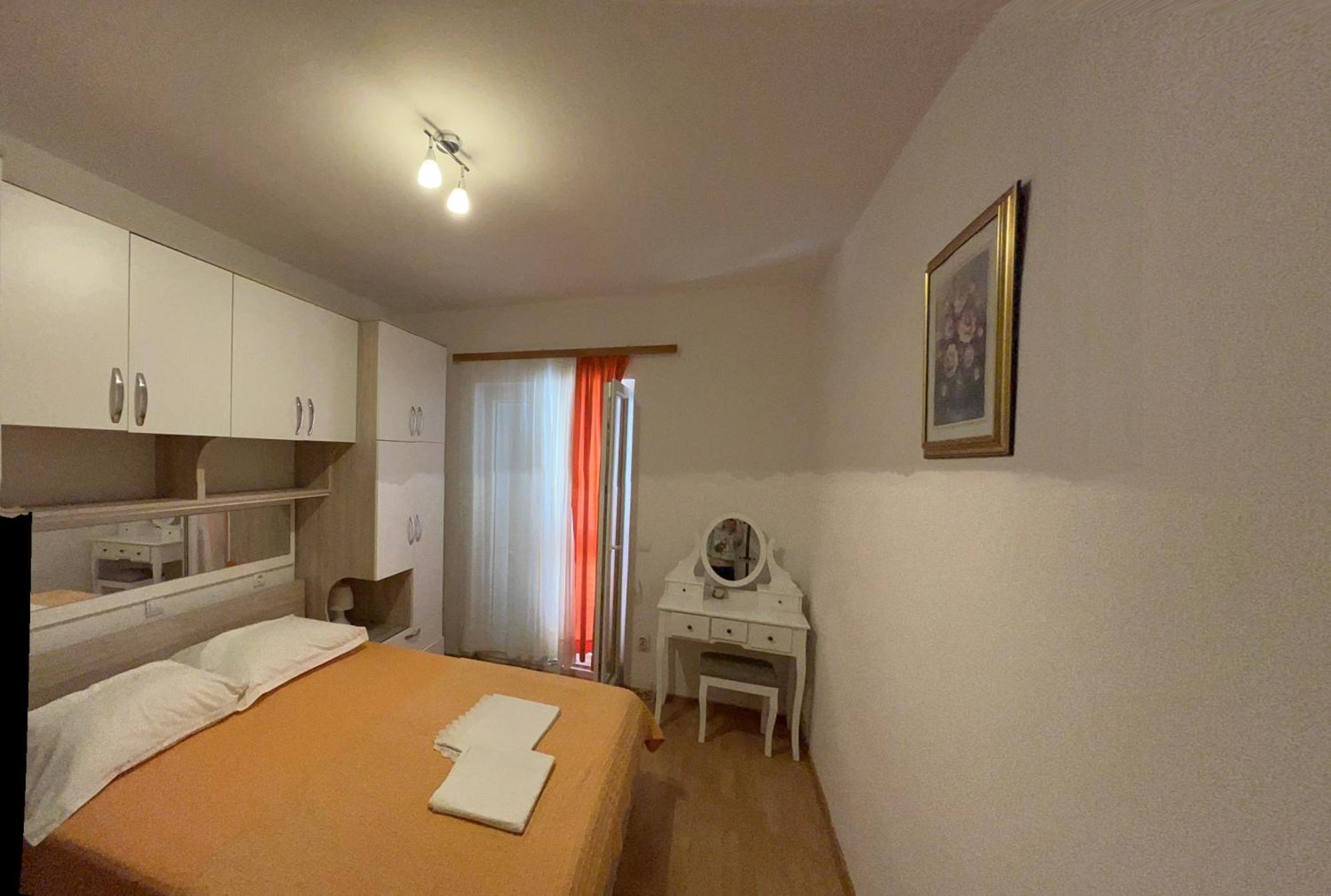 Apartman Igor Podgora Luaran gambar
